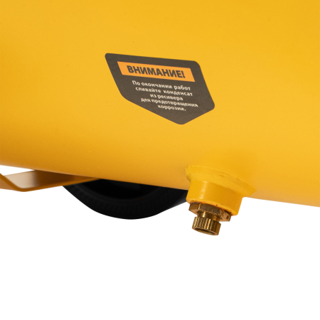 Поршневой компрессор  DC1500/24