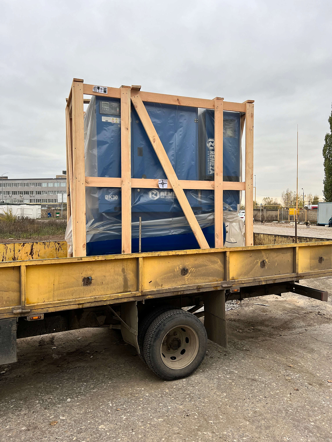 Отгрузка винтового компрессора REMEZA ВК30-15-500Д в г. Волгоград